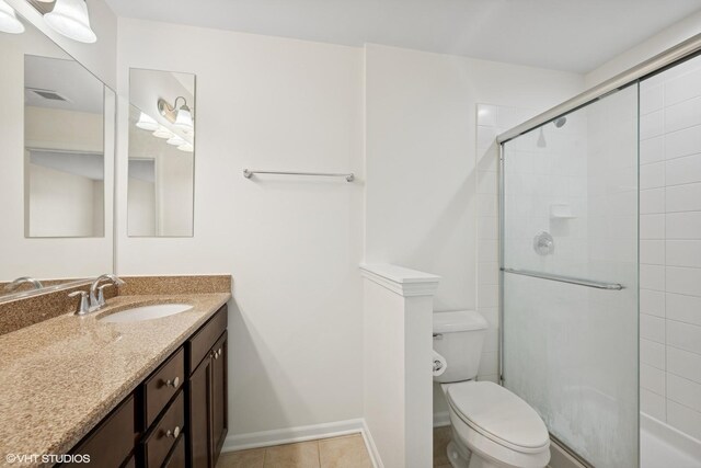 1529 E Arbor Ln, Arlington Heights, IL 60004 - full bath featuring tiled shower, vanity, and tile patterned floors
