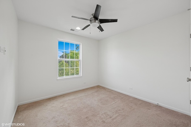 1529 E Arbor Ln, Arlington Heights, IL 60004 - empty room with carpet floors and a ceiling fan