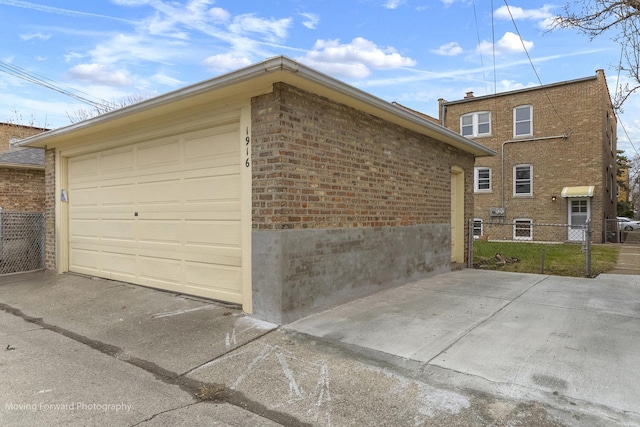 1916 Kenilworth Ave, Berwyn, IL 60402 - garage featuring fence