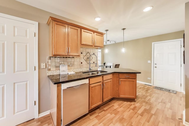 516 Citadel Cir, Westmont, IL 60559 - photo 11