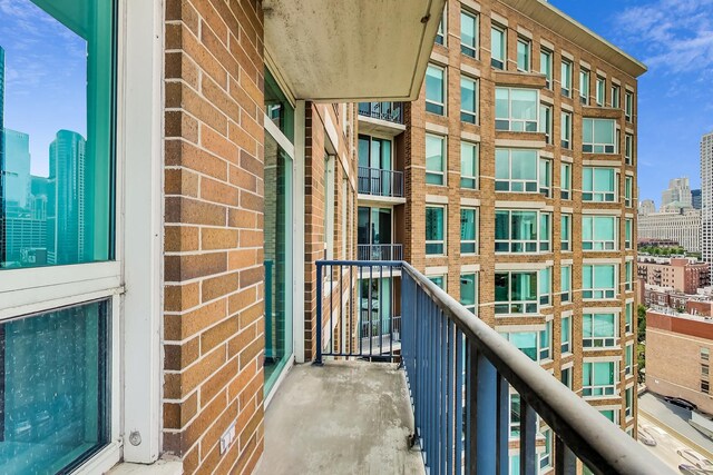 600 N Kingsbury St Unit 1612, Chicago, IL 60654 - balcony featuring a city view