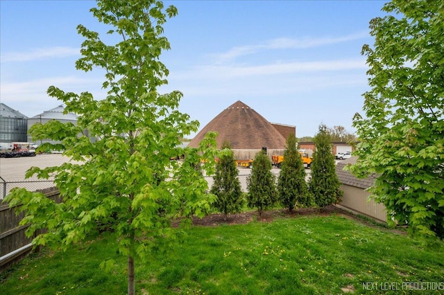 317 Plymouth Ct, Sycamore, IL 60178 - view of yard