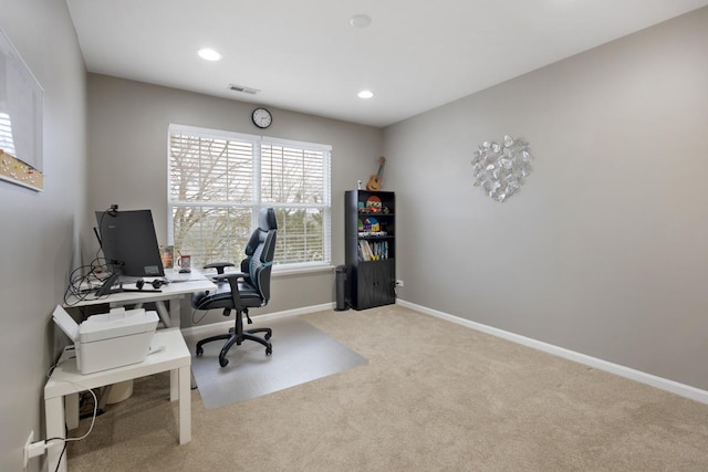 office space featuring recessed lighting, visible vents, carpet floors, and baseboards