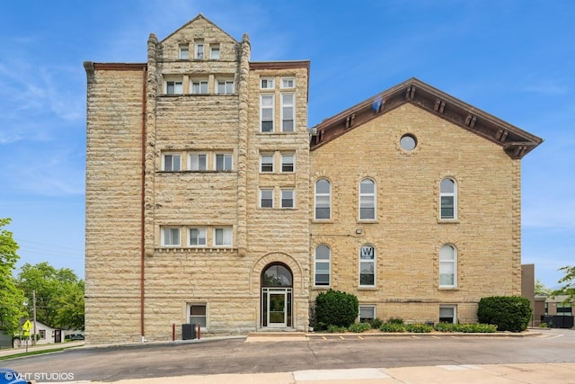 400 Mccarthy Rd Unit 421, Lemont, IL 60439 - view of building exterior