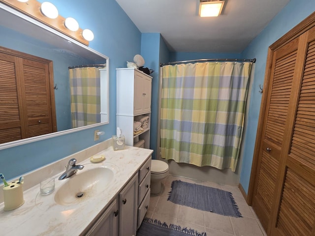 31-3 Lake Carroll Blvd, Lake Carroll, IL 61046 - full bath with a closet, vanity, and tile patterned flooring