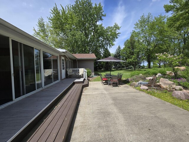 31-3 Lake Carroll Blvd, Lake Carroll, IL 61046 - view of green lawn