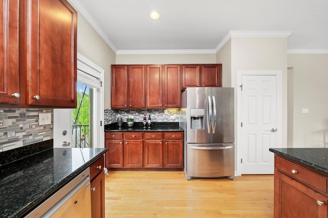 3443 N Lincoln Ave Unit 4A, Chicago, IL 60657 - kitchen with stainless steel fridge with ice dispenser, crown molding, light wood-type flooring, backsplash, and dark stone countertops