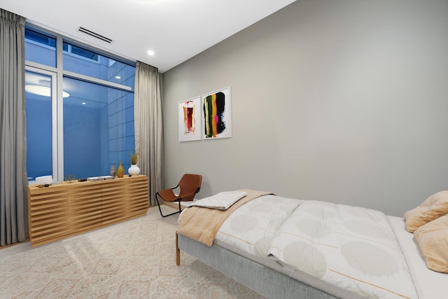 2035 N Orleans St Unit 2N, Chicago, IL 60614 - carpeted bedroom featuring visible vents and recessed lighting