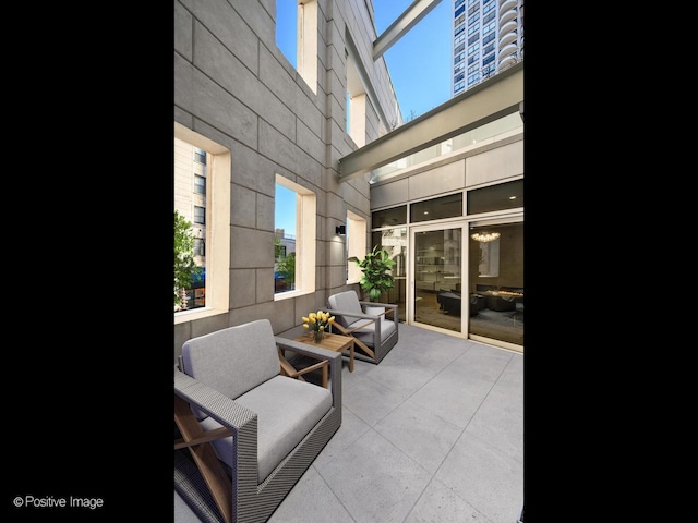 2035 N Orleans St Unit 2N, Chicago, IL 60614 - view of common area