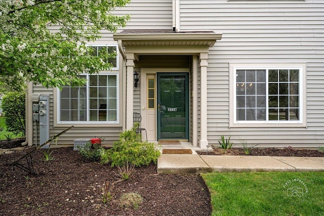 view of property entrance