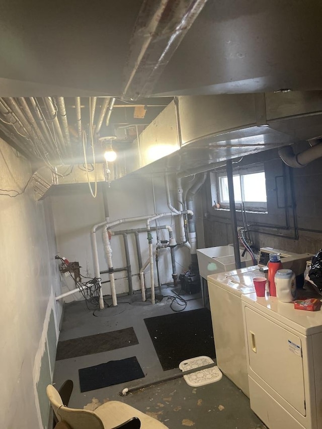 1641 Patricia Pl, Calumet City, IL 60409 - basement featuring washer and dryer and a sink