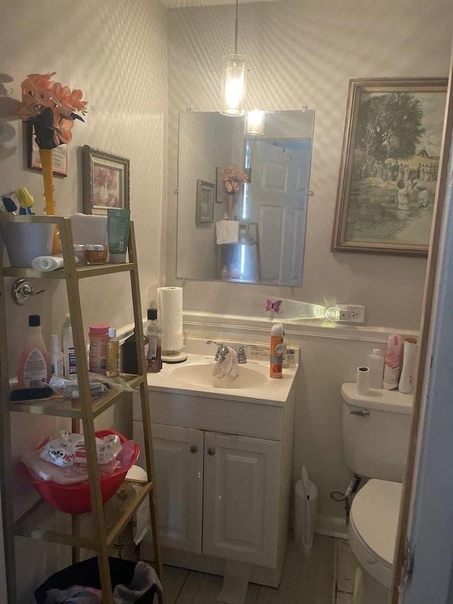 1641 Patricia Pl, Calumet City, IL 60409 - half bathroom with toilet and vanity