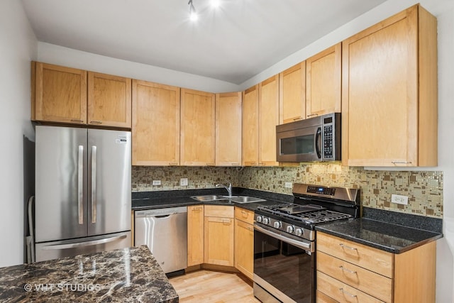 6455 N Bosworth Ave Unit 2, Chicago, IL 60626 - photo 9