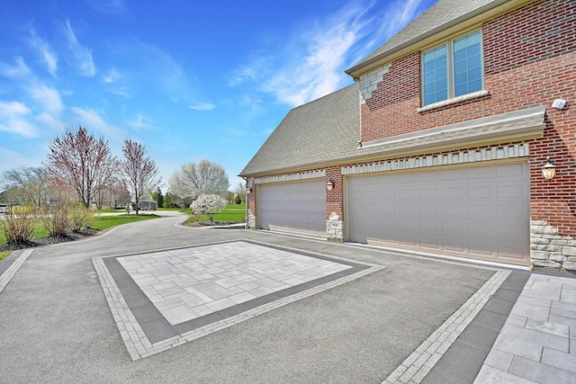22328 N Prairie Ct, Kildeer, IL 60047 - garage featuring asphalt driveway