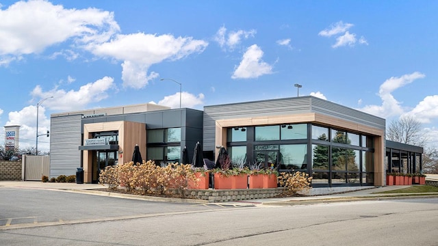 365 Bridgeview Ct, Saint Charles, IL 60174 - view of building exterior