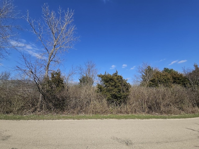 216 Cuyahoga Dr, Dixon, IL 61021 - photo 1
