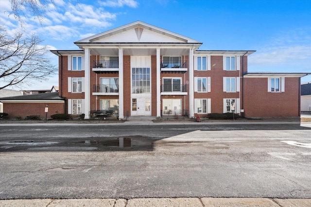 5721 Circle Dr Unit 304, Oak Lawn, IL 60453 - view of property