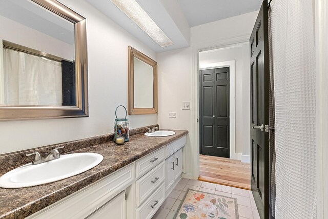 506 Aberdeen Rd, Frankfort, IL 60423 - bathroom featuring tile patterned flooring and double vanity