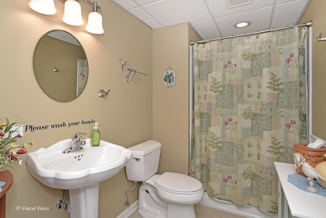 459 E Amberside Dr, Elgin, IL 60124 - full bath featuring toilet and a drop ceiling