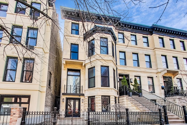 351 W Belden Ave, Chicago, IL 60614 - view of property featuring fence