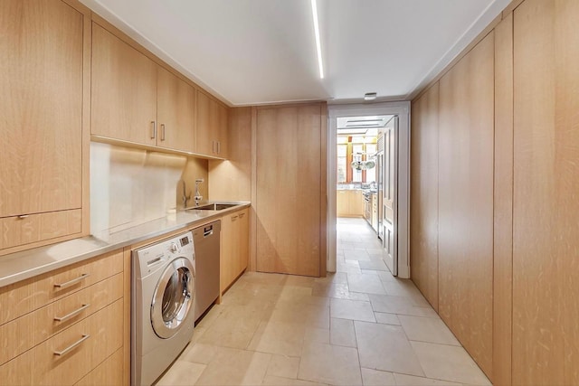 351 W Belden Ave, Chicago, IL 60614 - laundry area with washer / clothes dryer, a sink, and cabinet space