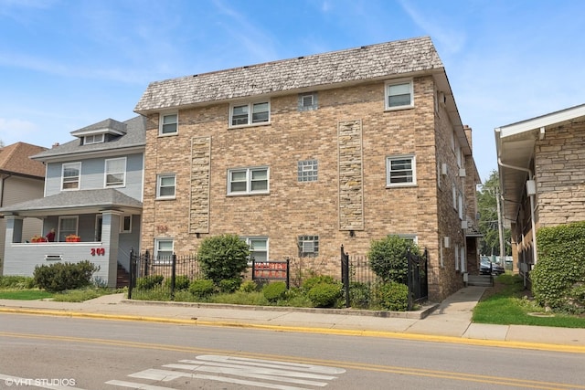 205 Circle Ave Unit 2B, Forest Park, IL 60130 - view of building exterior