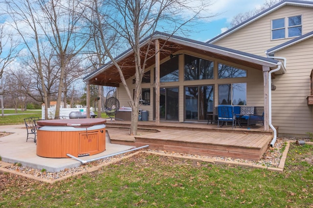 10690 E 1700 N Rd, Pontiac, IL 61764 - exterior space featuring a deck and a hot tub