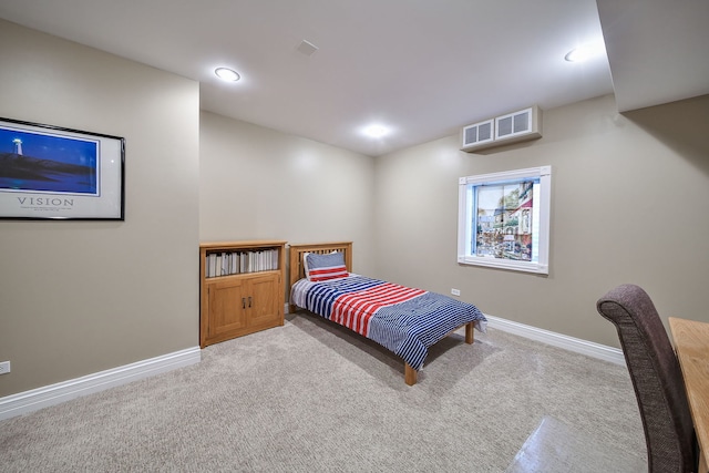 bedroom featuring recessed lighting, baseboards, visible vents, and carpet