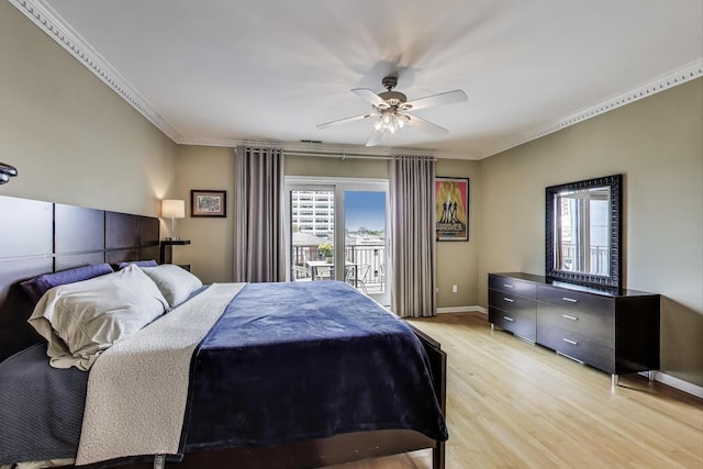 4860 N Kenmore Ave Unit 4S, Chicago, IL 60640 - bedroom featuring light wood-type flooring, multiple windows, crown molding, access to exterior, and baseboards