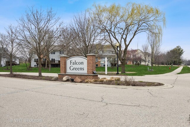9182 Falcon Greens Dr, Lakewood, IL 60014 - photo 31