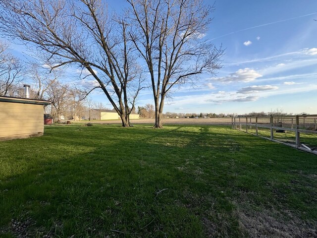 327 W Division, Amboy, IL 61310 - view of yard featuring fence