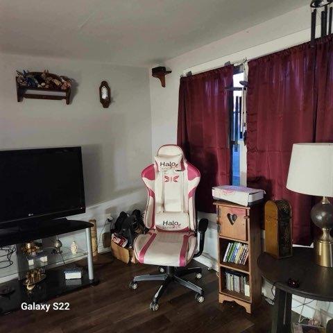 327 W Division, Amboy, IL 61310 - sitting room with wood finished floors