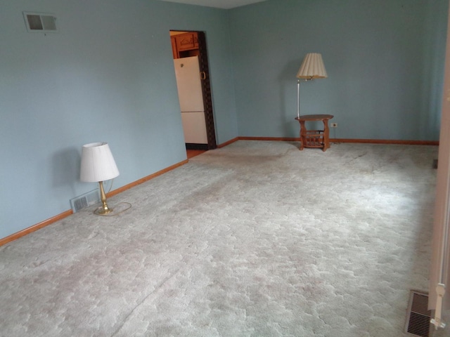 4603 Rose St, Schiller Park, IL 60176 - carpeted empty room featuring baseboards and visible vents