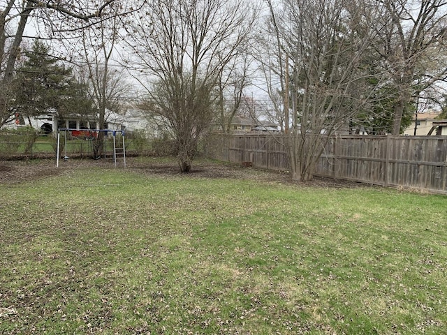 2107 Flicker Ln, Rolling Meadows, IL 60008 - view of yard featuring a playground