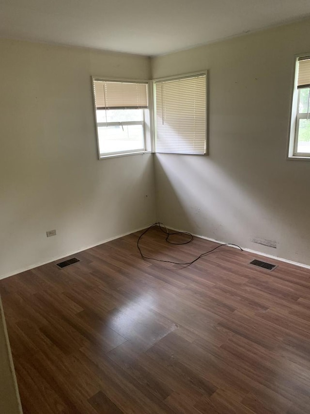 2107 Flicker Ln, Rolling Meadows, IL 60008 - empty room with wood finished floors