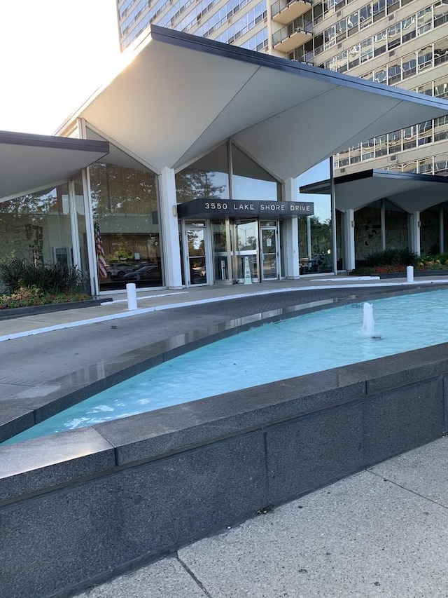view of swimming pool