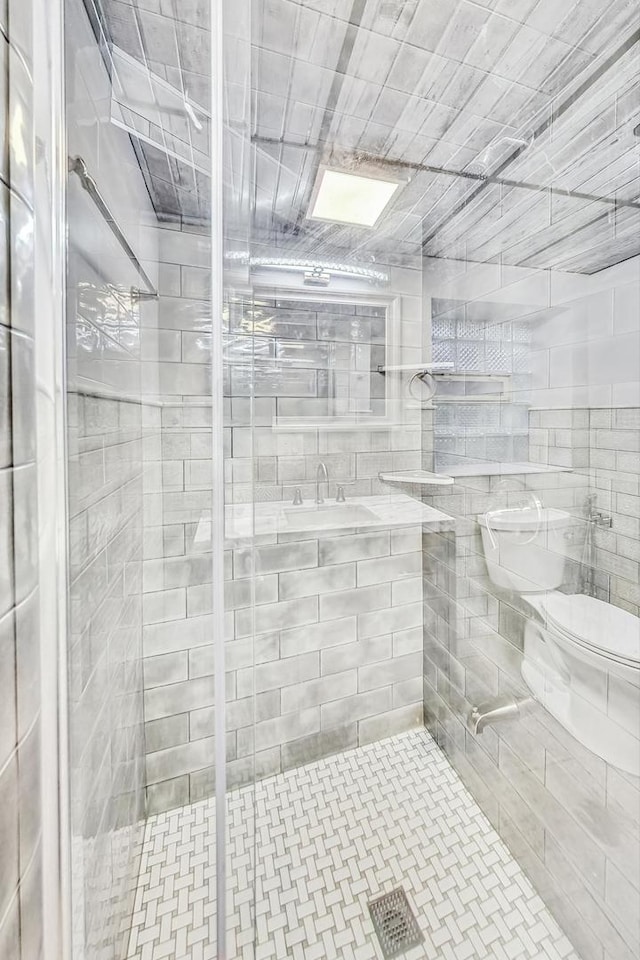 5801 N Drake Ave, Chicago, IL 60659 - full bathroom featuring a shower stall and toilet