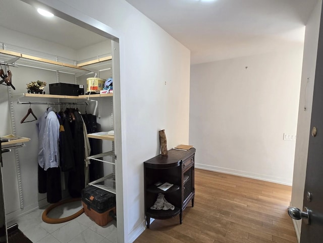 1115 S Plymouth Ct Unit 303, Chicago, IL 60605 - hall with baseboards and wood finished floors
