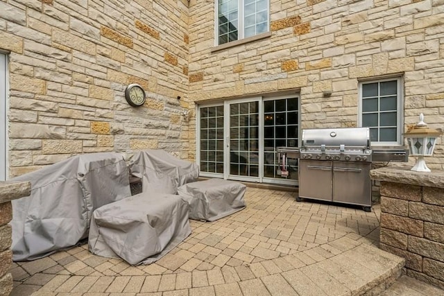 view of patio / terrace with exterior kitchen and area for grilling