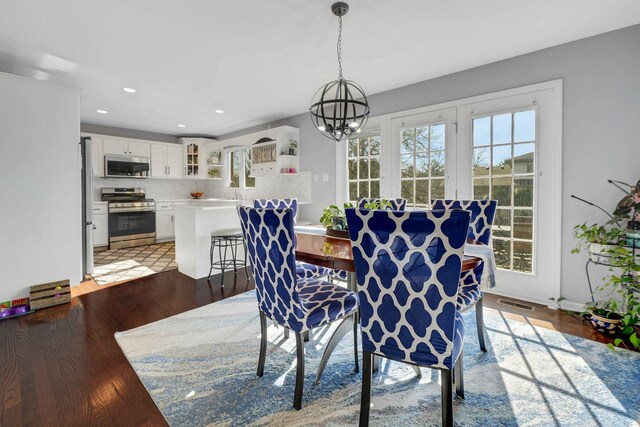 14232 Selva Ln, Orland Park, IL 60462 - dining area featuring a chandelier, light wood-style floors, and recessed lighting