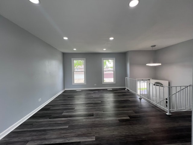 1170 Singleton Dr, Roselle, IL 60172 - empty room featuring recessed lighting, dark wood-style floors, and baseboards