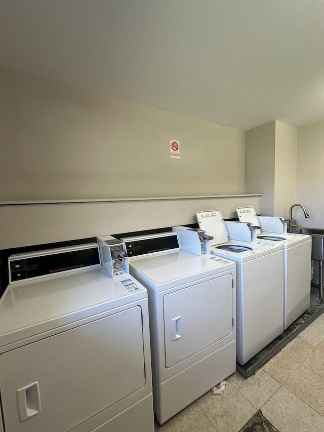 4425 Blackhawk Ln Unit 201, Lisle, IL 60532 - community laundry room with washing machine and clothes dryer
