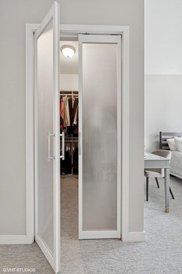 505 N Mcclurg Ct Unit 1801, Chicago, IL 60611 - bathroom with baseboards and a walk in closet