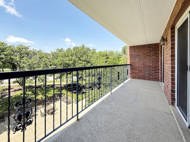 7120 N Milwaukee Ave Unit 305, Niles, IL 60714 - view of balcony
