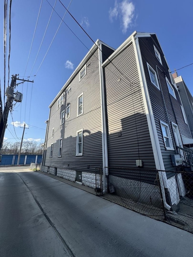 5015 N Kimberly Ave, Chicago, IL 60630 - view of home's exterior