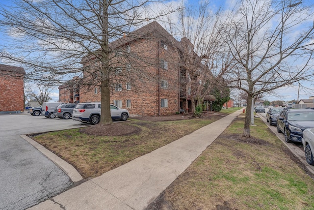 7117 W 93rd St Unit 102, Oak Lawn, IL 60453 - exterior space featuring sidewalks