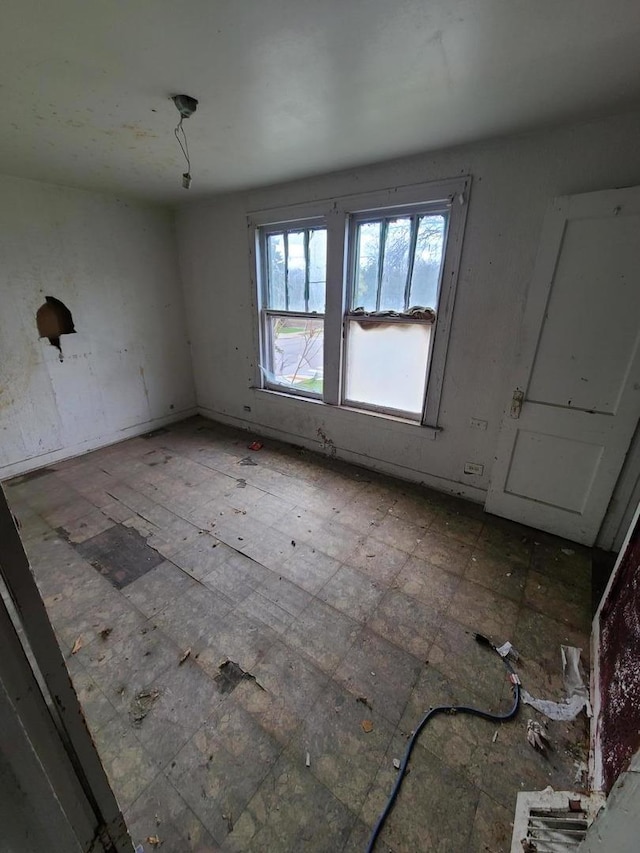 10452 S State St, Chicago, IL 60628 - interior space