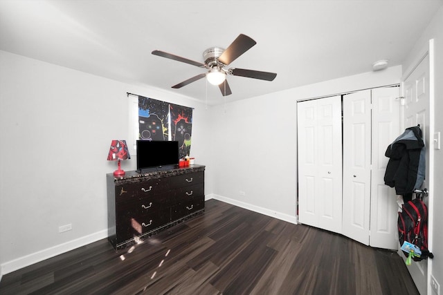 2708 Oxford Dr, Markham, IL 60426 - bedroom with ceiling fan, baseboards, dark wood-style floors, and a closet