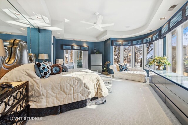 1525 Woodcrest Ct, Aurora, IL 60502 - carpeted bedroom with recessed lighting, visible vents, and a ceiling fan