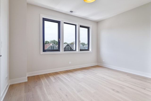 2438 W Berteau Ave, Chicago, IL 60618 - photo 30